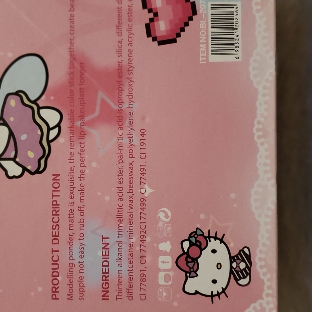 Hello Kitty Pink Lip Gloss Set - Picture 5 of 5
